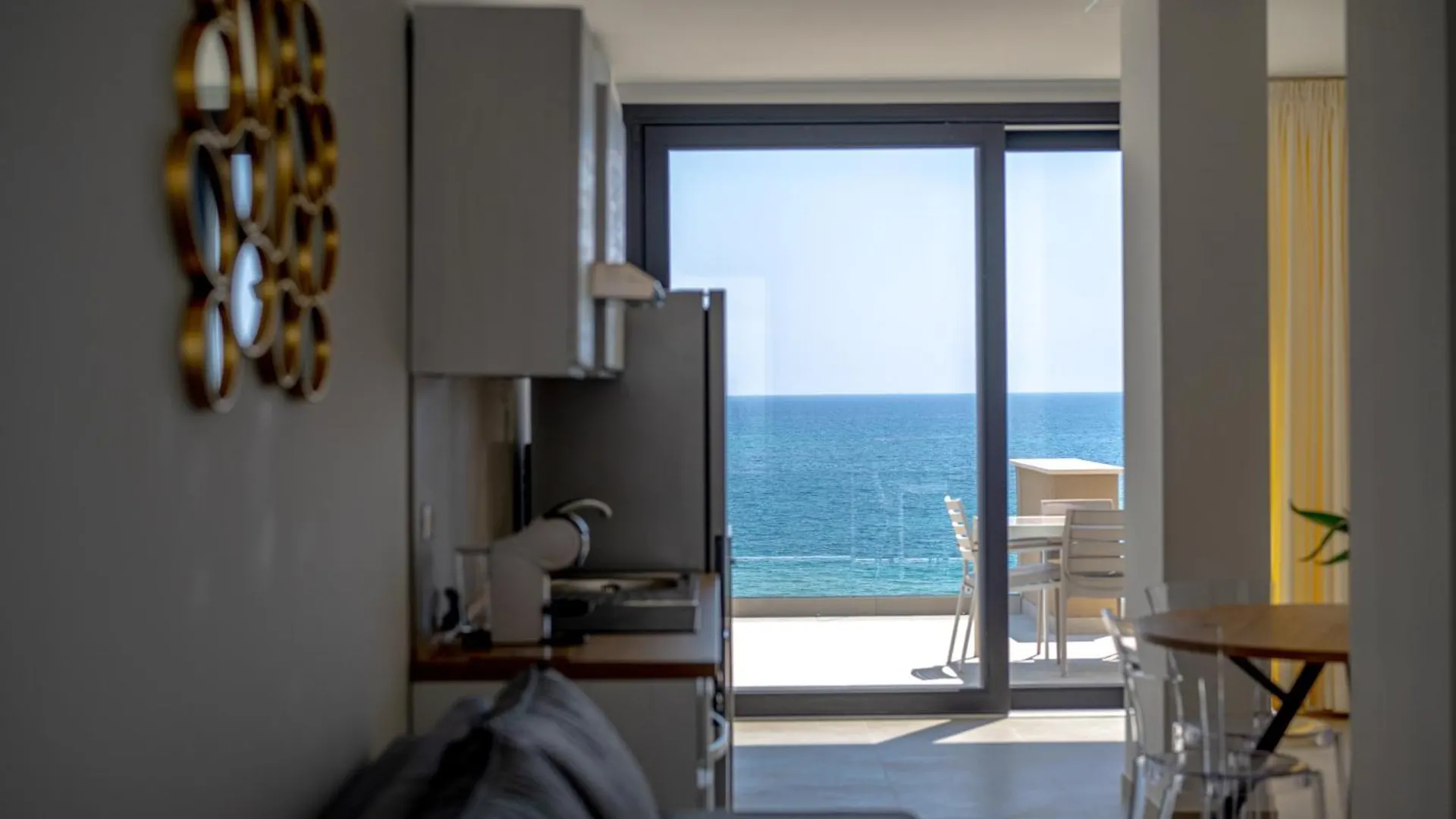 Luxury Appartments In The Villa Sun Located In Avola On Front Of The Sea At 200 Meters About From The Beach With Terrace Of 35 Square Meters With Wonderful Seaview 0*,